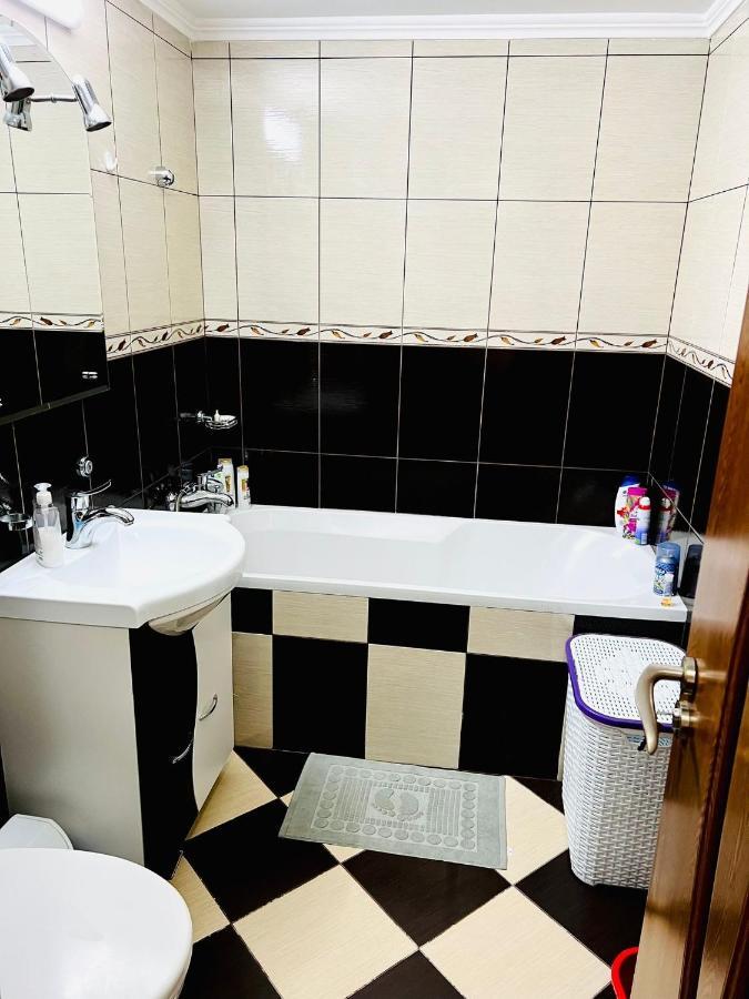 Royal Apartment Μπουζάου Εξωτερικό φωτογραφία
