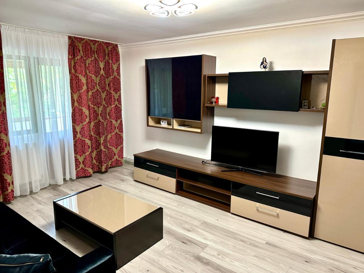 Royal Apartment Μπουζάου Εξωτερικό φωτογραφία